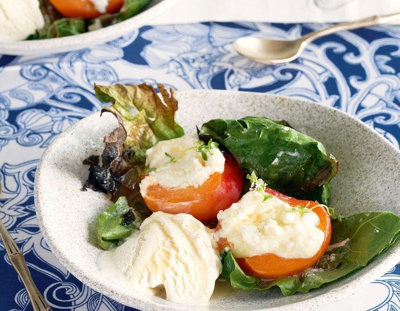 BARBECUED APRICOTS, HONEY & CHÈVRE IN FIG LEAVES
