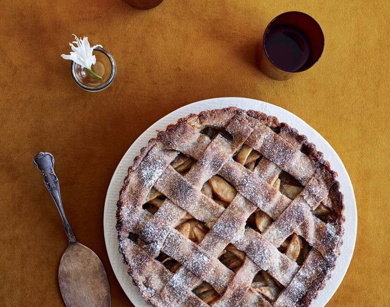 PEAR GINGERBREAD TART