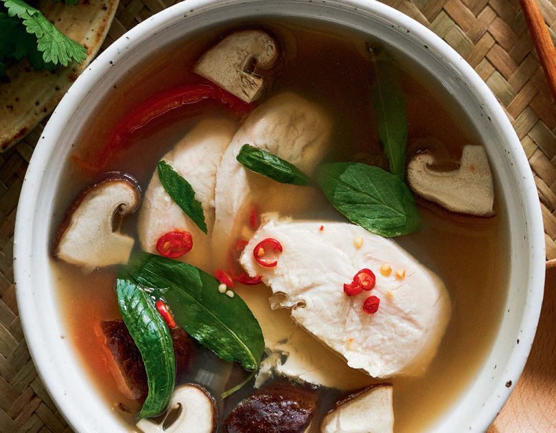 CHICKEN TOM YUM SOUP